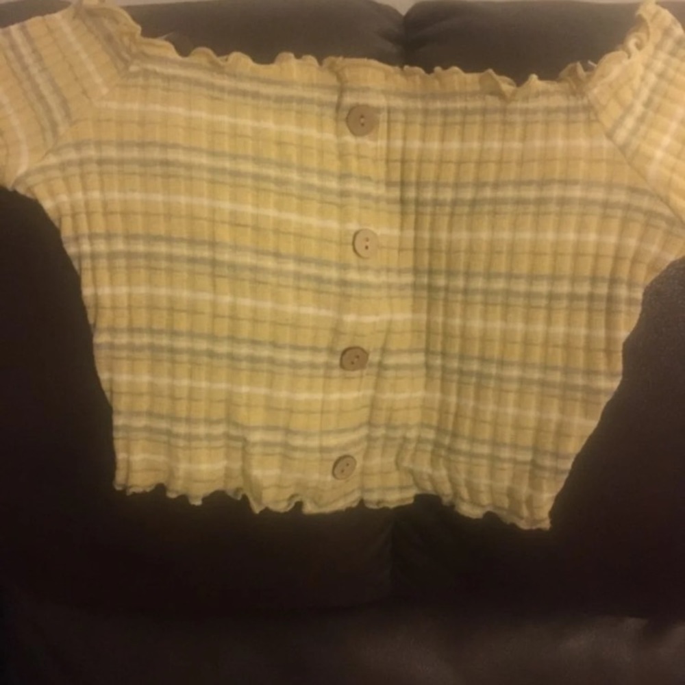 Ootdfash yellow crop top